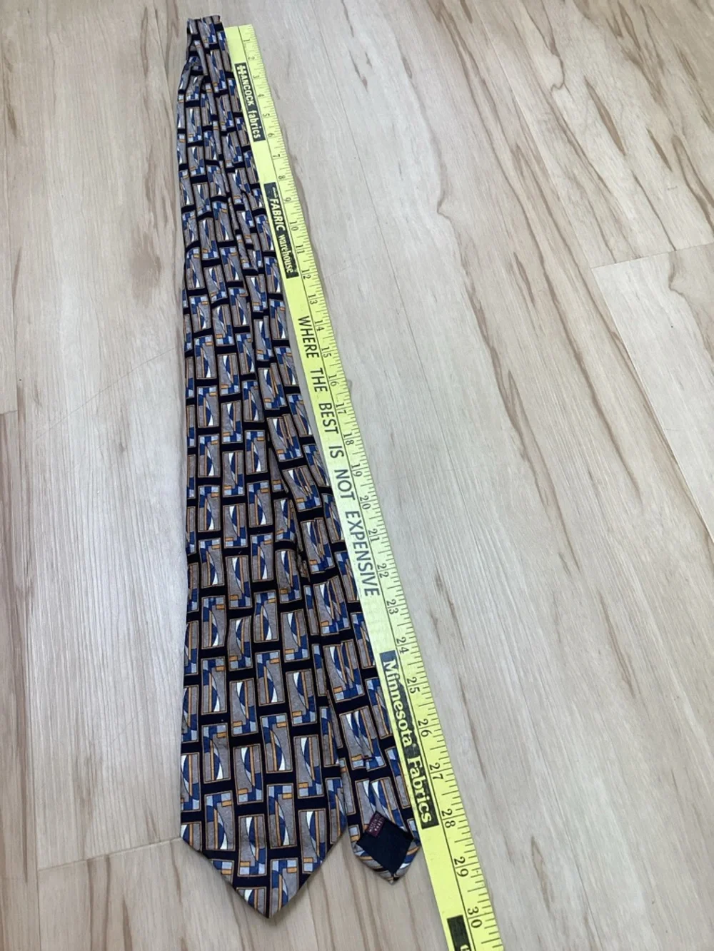 CC Hughes 100% Silk Made In Italy Neck Tie Abstract Nautical‎ Sailboat Geometric